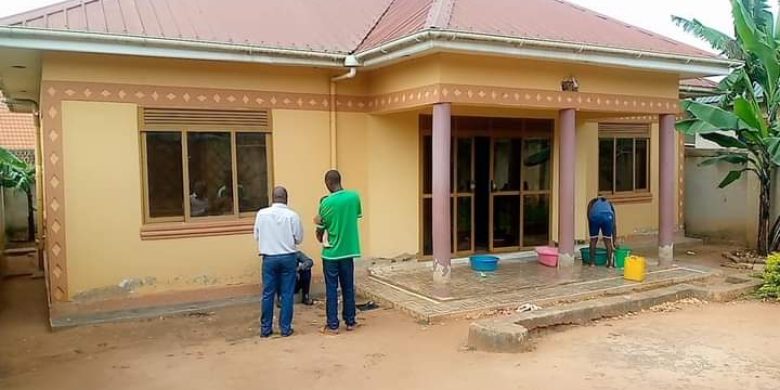 3 bedrooms house for sale in Gayaza Dundu at 85m