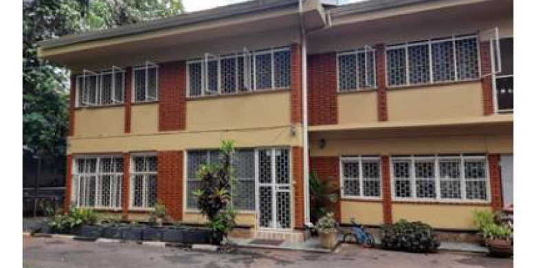 60 Decimals Plot Of Land For Sale In Kololo At 1.2m US Dollars