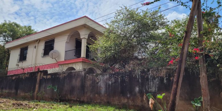 2 houses for sale in Nsambya on 15 decimals at 850m