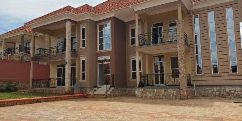5 Bedrooms House For Sale In Kyanja at 1.2 billion shillings