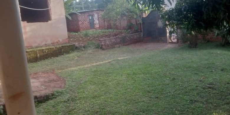 30 decimals of land for sale in Kisaasi Bahai at 400m