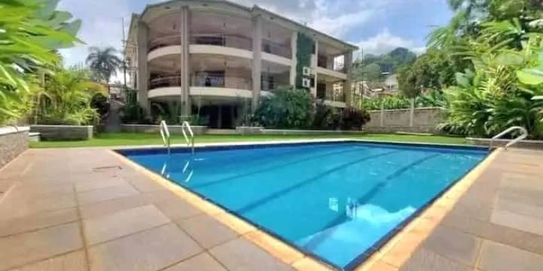 7 bedrooms house for sale in Muyenga, Kampala at $1.5m