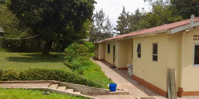 a house of 4 bedrooms for sale in Kololo, Kampala $1.95m