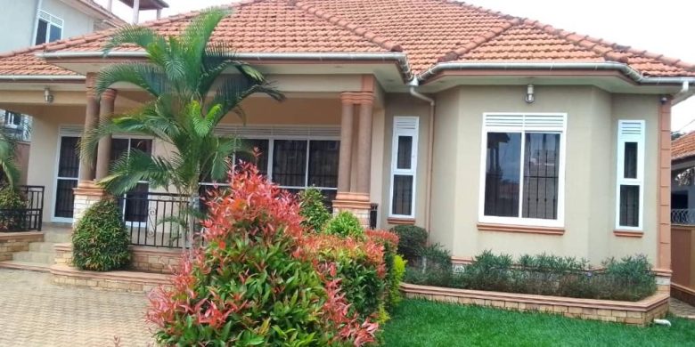 4 Bedrooms House For Sale In Kira Mamerito Road At 570m