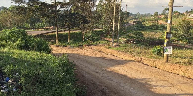 2 acres of commercial land for sale in Gayaza Kabanyoro 750m