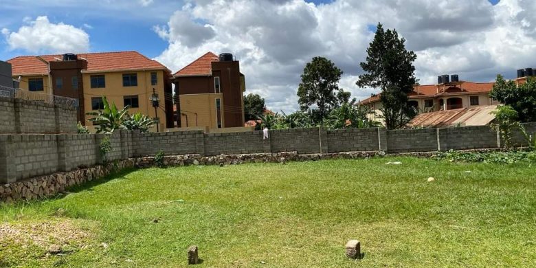 25 decimals (100x100ft) plot of land for sale in Kiwatule, Kampala