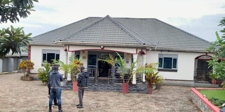 4 Bedrooms House For Sale In Matugga On 40 Decimals At 390m