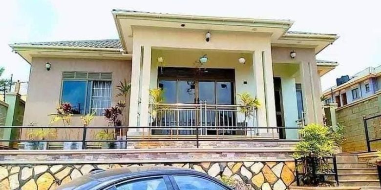 3 Bedrooms House For Sale In Buloba Mityana Rd 12 Decimals 285m