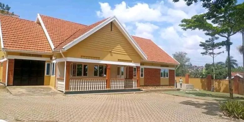 4 Bedrooms House For Rent In Luzira Kampala At 1,500 US Dollars Per Month