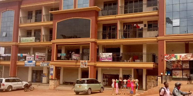 Commercial Building For Sale In Makindye Making 24.5m Monthly At 3Bn Shillings