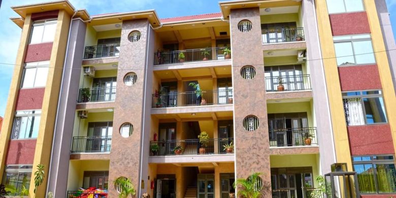 Hotel For Sale In Seguku 60 Decimals Making 40m Monthly At 3.2Bn Shillings