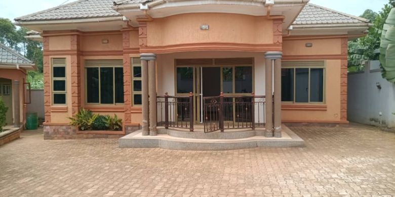 2 Bedrooms House With Guest Wing For Sale In Kitende Lumuli 12 Decimals 210m