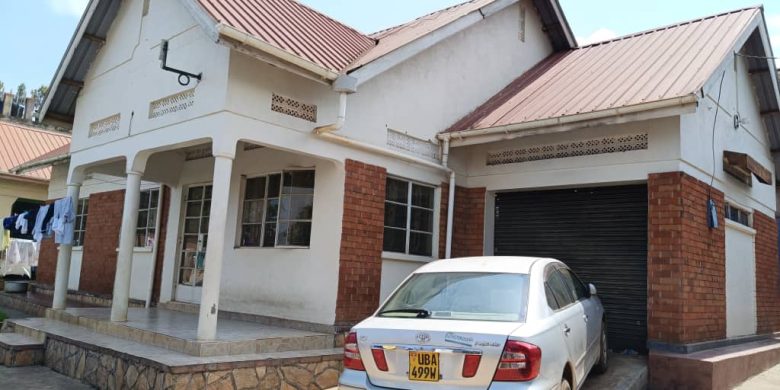 3 Bedrooms House For Sale In Upper Konge 17 Decimals At 450m