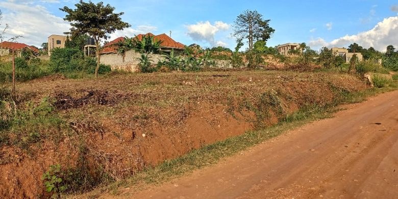 90x90ft Plot Of Land For Sale In Kira Nsasa Jomayi Estate At 90m