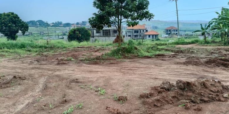 25 Decimals Plot Of Land For Sale In Munyonyo Kigo Rd At 300m