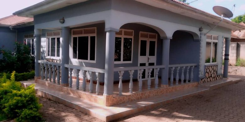 3 Bedrooms House For Rent In Kyaliwajjala Kiyinda Kira Rd 2m Shillings Per Month